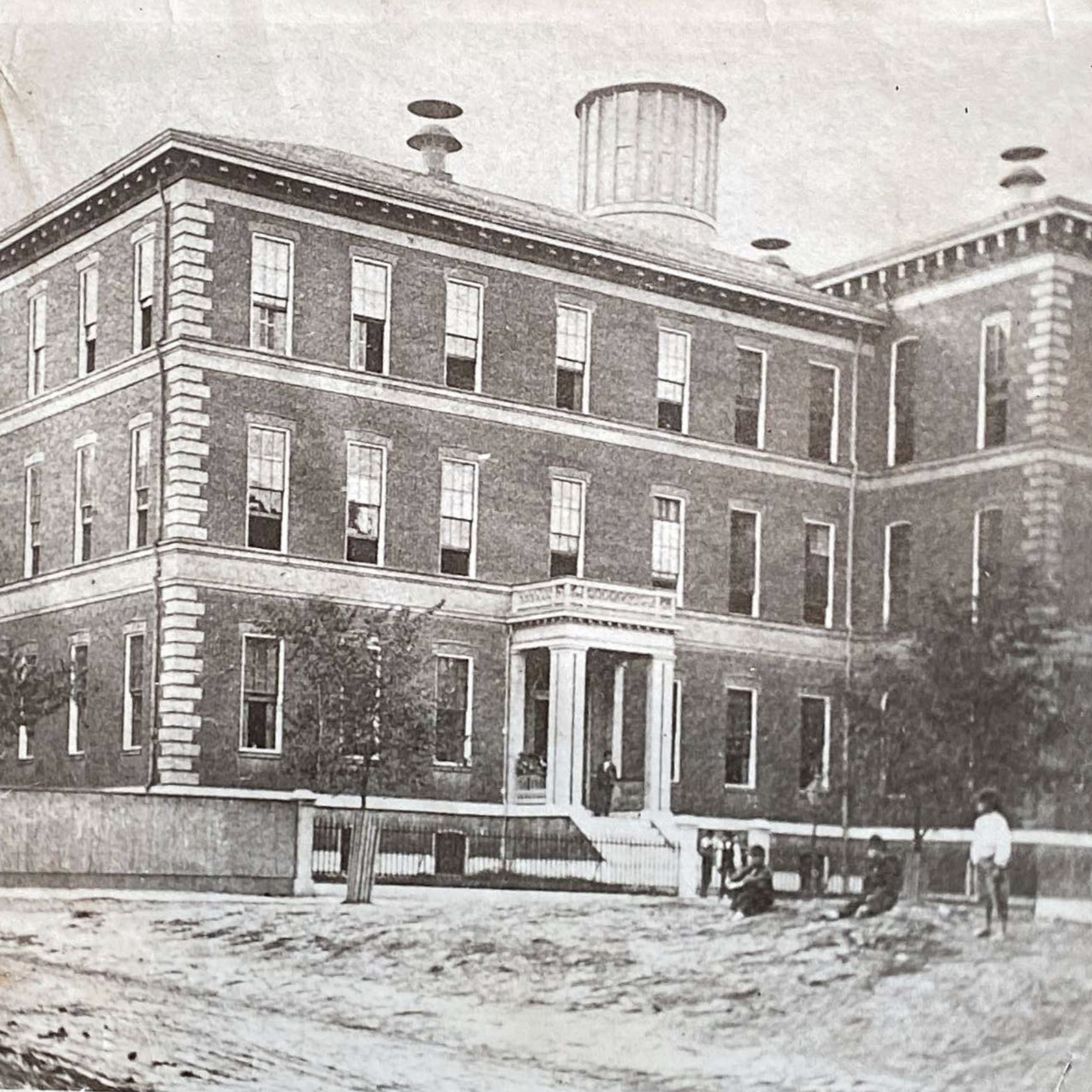 WashU Building 17th And Washington Undated Square